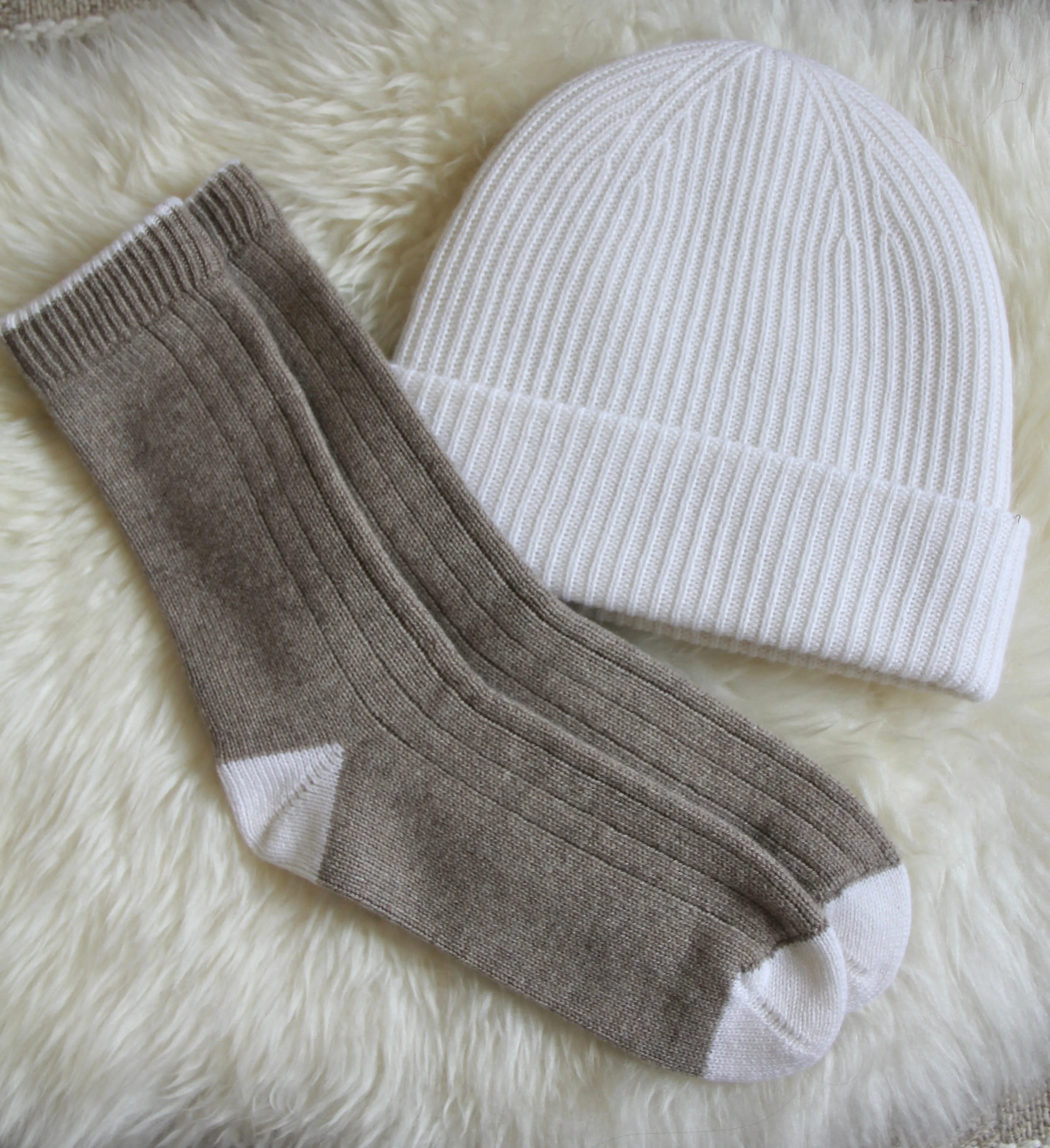 Cashmere Classic Beanies- Chalk