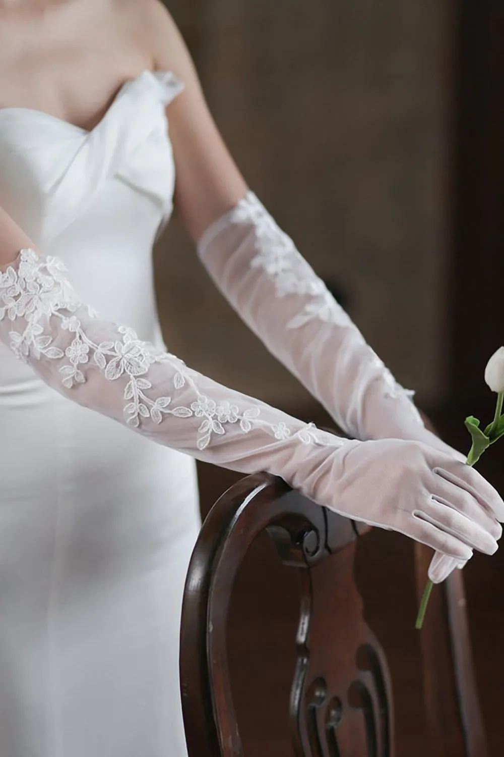 Elegant White Lace Long Wedding Gloves