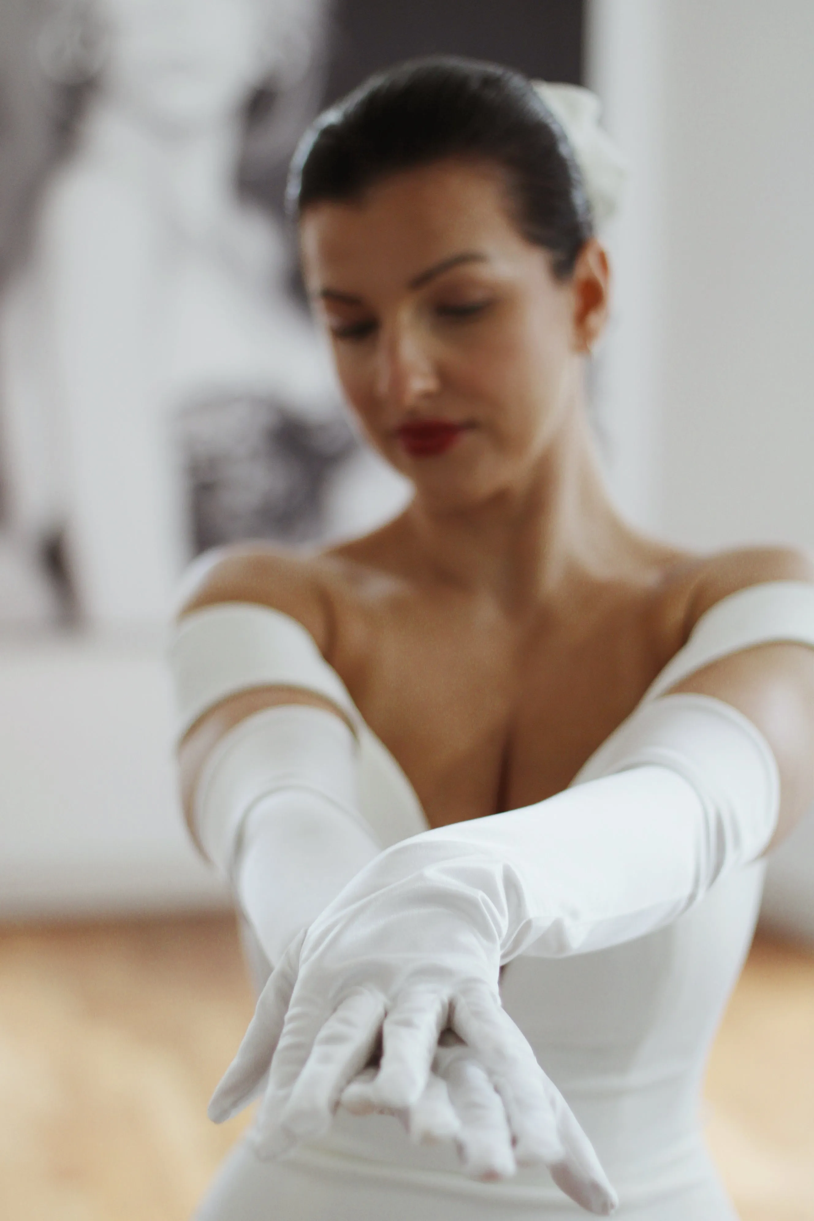 Marilyn White Satin Gloves