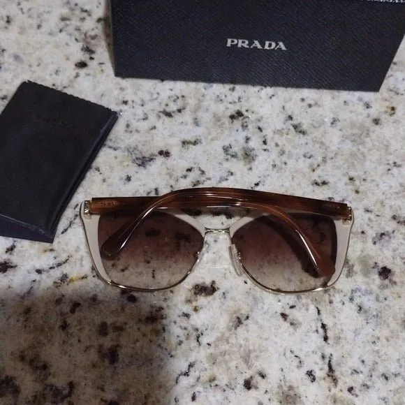 Prada woman sunglasses spr 56T new